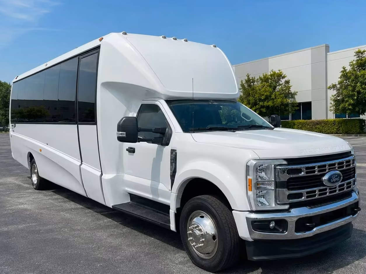 chamblee 25 passenger minibus rental