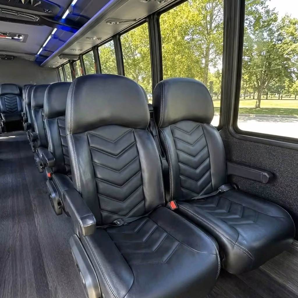 chamblee 28 passenger minibus seating