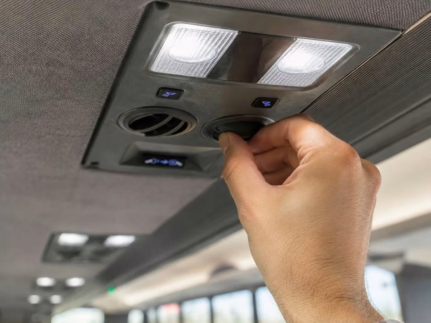 chamblee 30 passenger minibus air conditioning