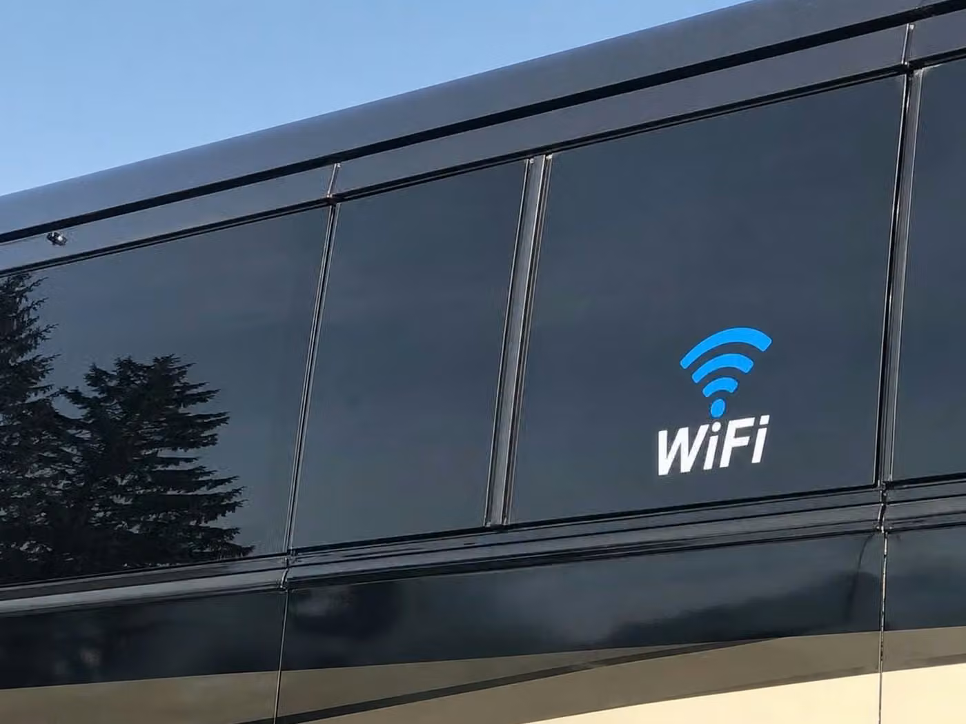 chamblee 30 passenger minibus wifi