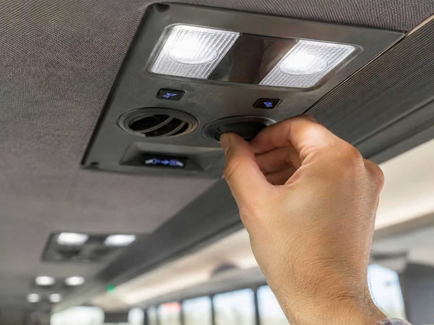 chamblee 35 passenger minibus air conditioning