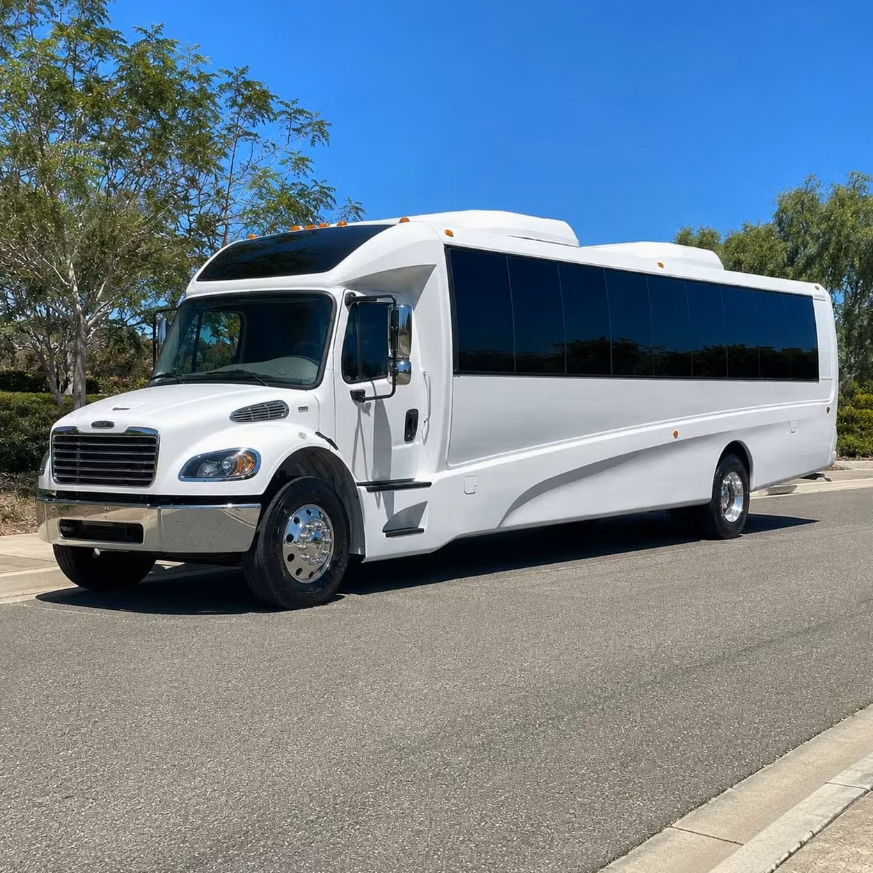 chamblee 35 passenger minibus rental