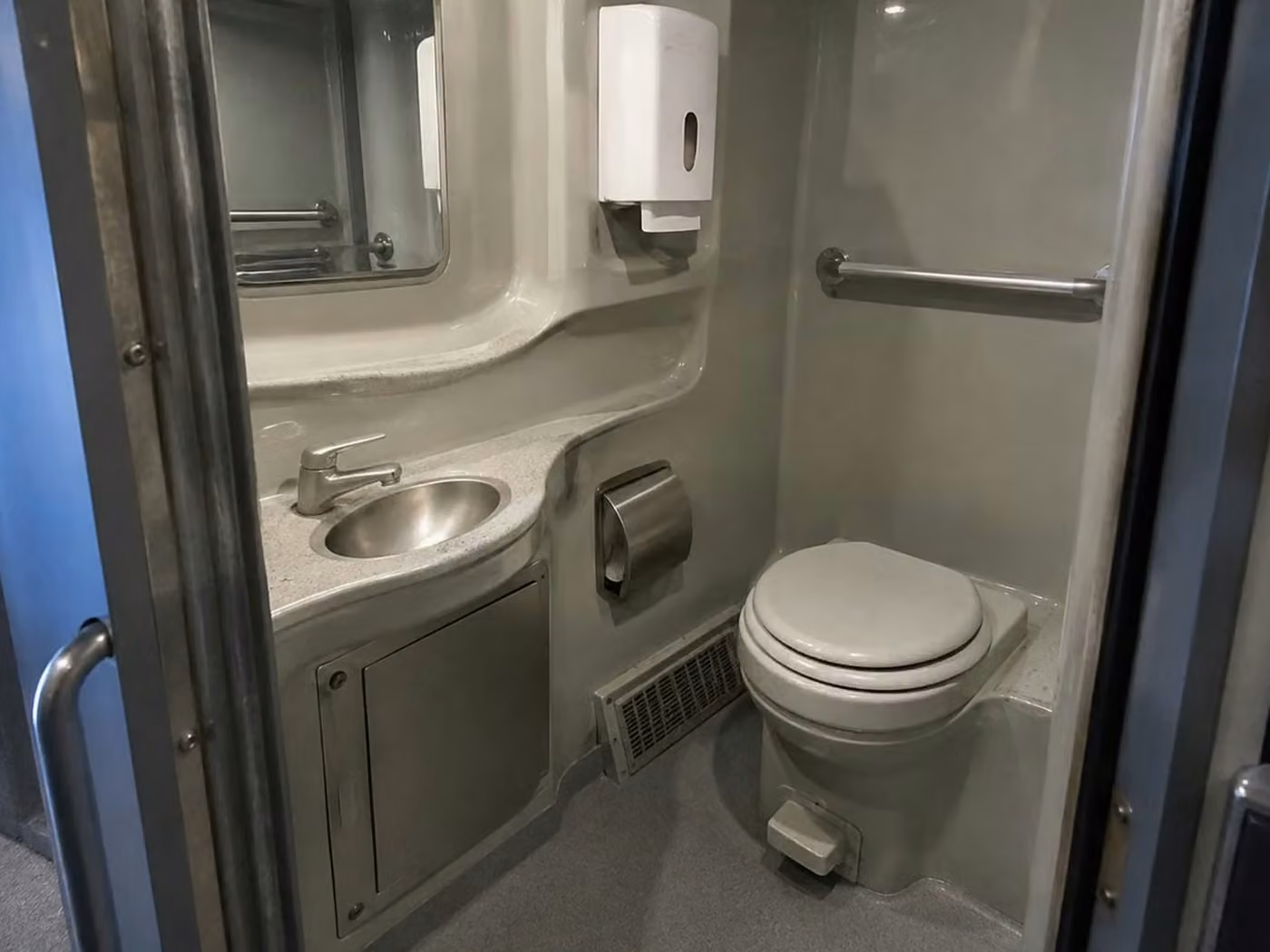 chamblee 56 passenger charter bus onboard restroom