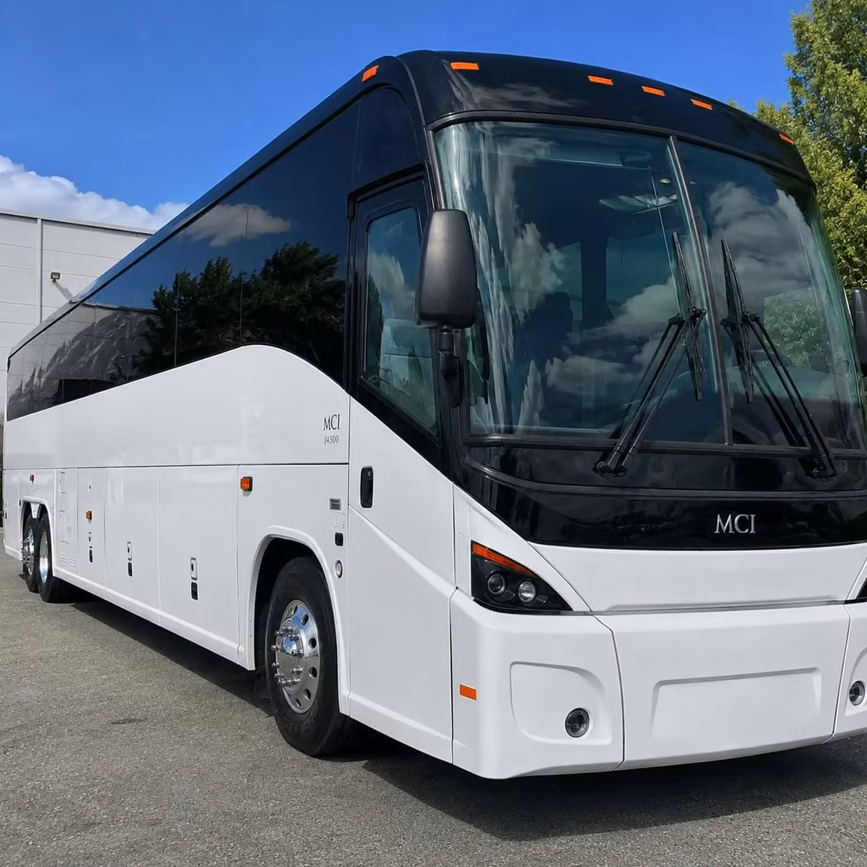 chamblee 56 passenger military charter buses with undercarriage gear bays
