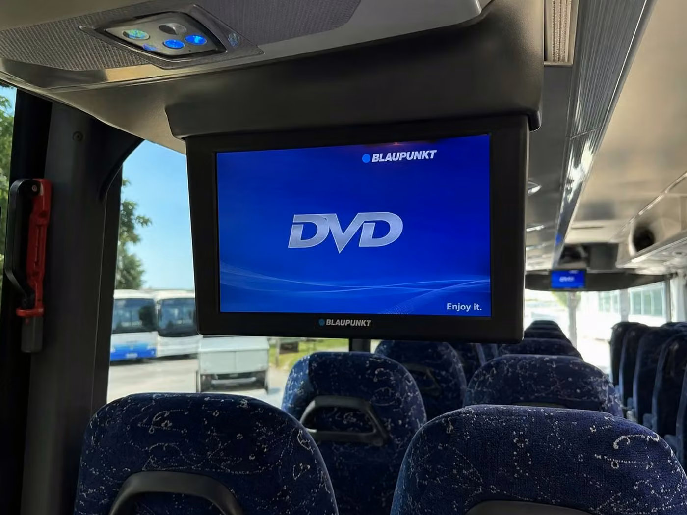 chamblee charter bus tv monitors