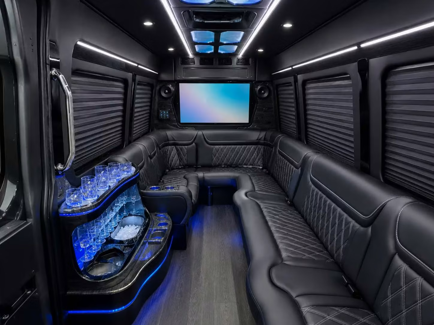 chamblee college tour bus rentals for high schools